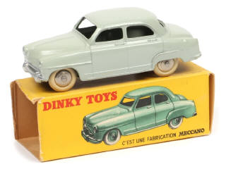 Lot 388 - DINKY TOYS (FRANCE) (1)