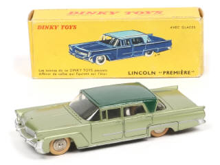 Lot 391 - DINKY TOYS (FRANCE) (1)