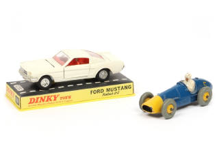 Lot 350 - DINKY TOYS (GB) (2)