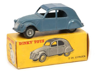 Lot 384 - DINKY TOYS (FRANCE) (1)