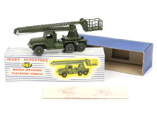 Lot 343 - DINKY TOYS (GB) (1)