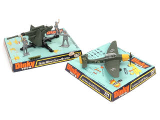 Lot 351 - DINKY TOYS (GB) (2)