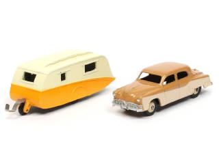 Lot 349 - DINKY TOYS (GB) (2)