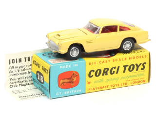 Lot 271 - CORGI TOYS (GB) (1)