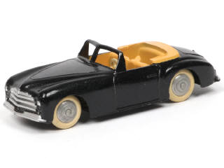 Lot 370 - DINKY TOYS (FRANCE) (1)