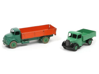 Lot 358 - DINKY TOYS (GB) (2)