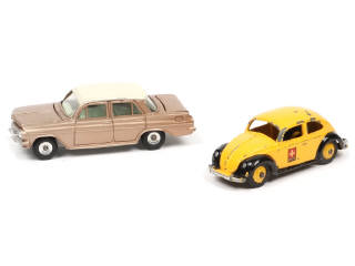 Lot 347 - DINKY TOYS (GB) (2)
