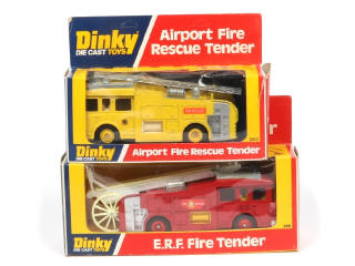 Lot 336 - DINKY TOYS (GB) (2)