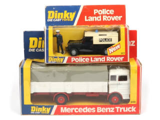 Lot 354 - DINKY TOYS (GB) (2)
