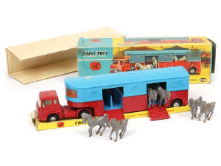 Lot 278 - CORGI TOYS (GB) (1)