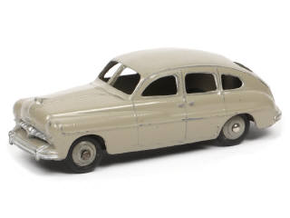 Lot 388 - DINKY TOYS (FRANCE) (1)
