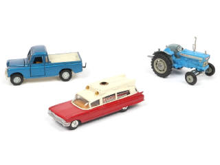 Lot 300 - CORGI TOYS (GB) (3)