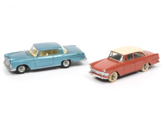 Lot 425 - DINKY TOYS (FRANCE) (2)