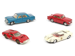 Lot 380 - DINKY TOYS (GB) (4)