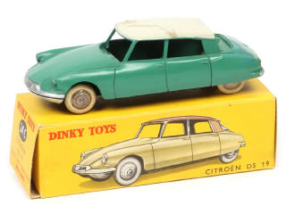 Lot 398 - DINKY TOYS (FRANCE) (1)
