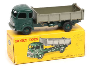 Lot 408 - DINKY TOYS (FRANCE) (1)