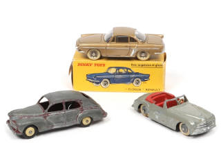 Lot 450 - DINKY TOYS (FRANCE) (3)