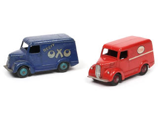 Lot 356 - DINKY TOYS (GB) (2)