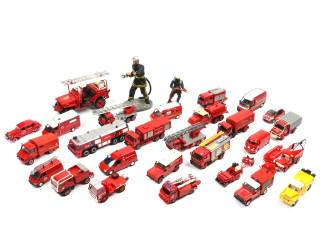 Lot 158 - DIVERS (29)