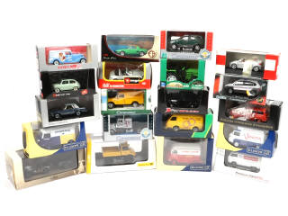 Lot 122 - DIVERS (20)