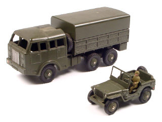Lot 208 - DINKY TOYS (FRANCE) (2)