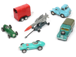 Lot 184 - CORGI TOYS (GB) (7)