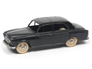 Lot 297 - DINKY TOYS (FRANCE) (1)
