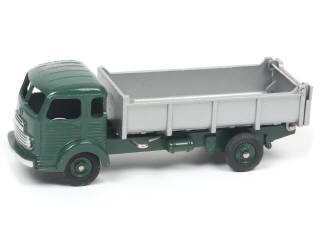 Lot 312 - DINKY TOYS (FRANCE) (1)