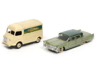 Lot 349 - DINKY TOYS (FRANCE) (2)