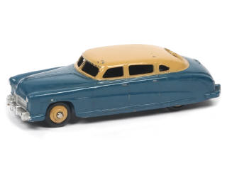 Lot 220 - DINKY TOYS (GB) (1)
