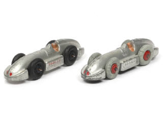 Lot 244 - DINKY TOYS (GB) (2)