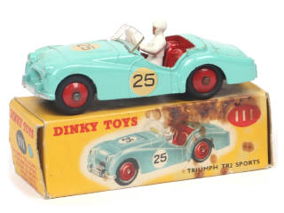 Lot 310 - DINKY TOYS (GB) (1)