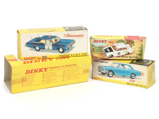 Lot 300 - DINKY TOYS (GB) (4)