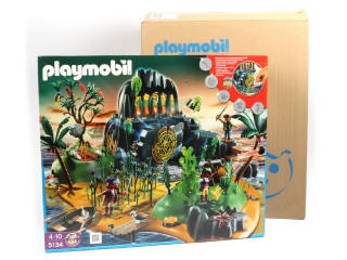 Lot 67 - PLAYMOBIL (ALLEMAGNE) (1)