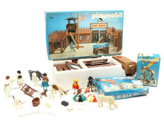 Lot 63 - PLAYMOBIL (ALLEMAGNE) (3)