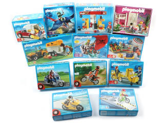 Lot 75 - PLAYMOBIL (ALLEMAGNE) (12)