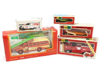 Lot 196 - DIVERS (JAPON) (5)