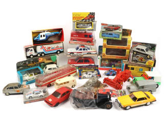 Lot 192 - DIVERS (30)