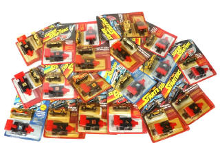 Lot 178 - DIVERS (18)