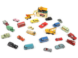 Lot 71 - DIVERS (25)