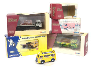 Lot 239 - CORGI TOYS (GB) (5)