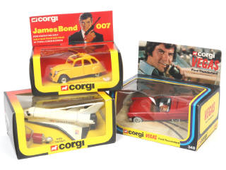 Lot 237 - CORGI TOYS (GB) (3)