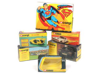 Lot 241 - CORGI TOYS (GB) (6)