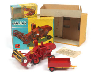 Lot 201 - CORGI TOYS (GB) (1)