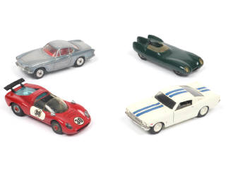 Lot 206 - CORGI TOYS (GB) (4)