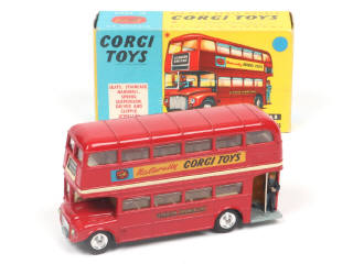 Lot 199 - CORGI TOYS (GB) (1)