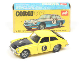 Lot 197 - CORGI TOYS (GB) (1)