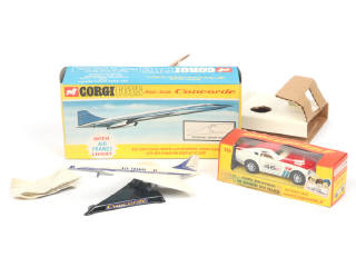 Lot 205 - CORGI TOYS (GB) (2)