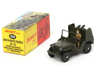 Lot 336 - DINKY TOYS (FRANCE) (1)