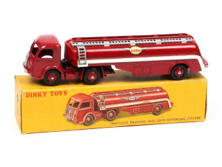 Lot 316 - DINKY TOYS (FRANCE) (1)